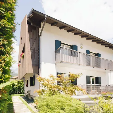 בית הארחה Casa Allori בלונו